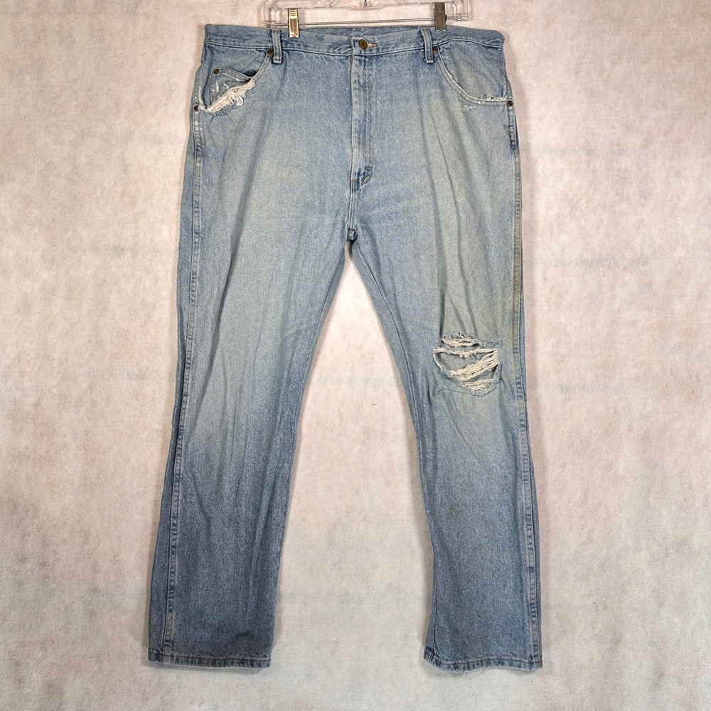 Wrangler Authentic Jeans Mens 42x30 Light Wash Fair Distressed 96501SL Denim